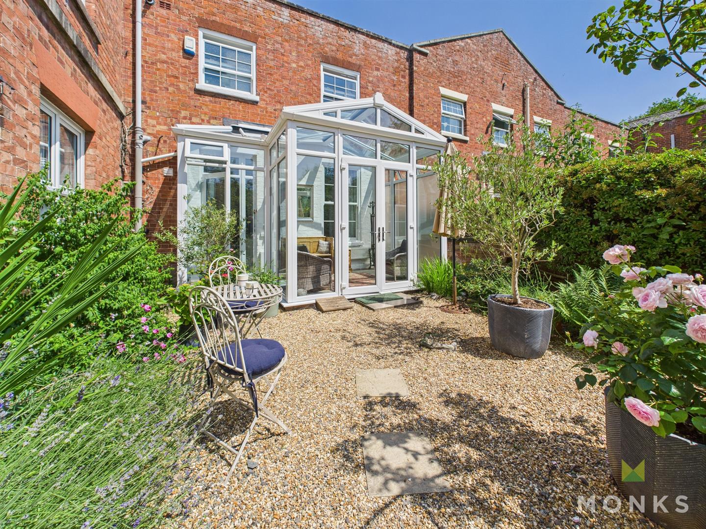 2 Lythwood Hall, Shrewsbury, SY3 0AD SSTC